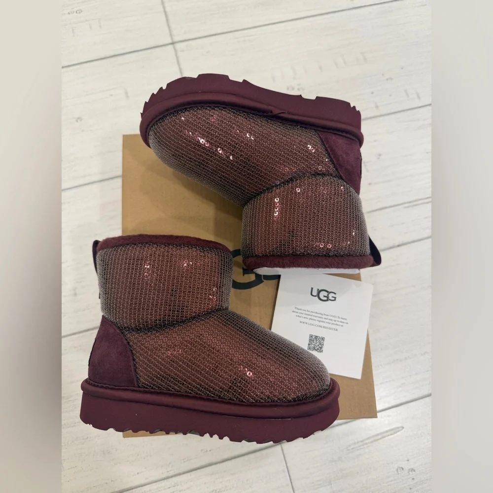 UGG Australia Toddler Girls Classic Mini Mirror Ball Boots Size 8 NWT BNIB